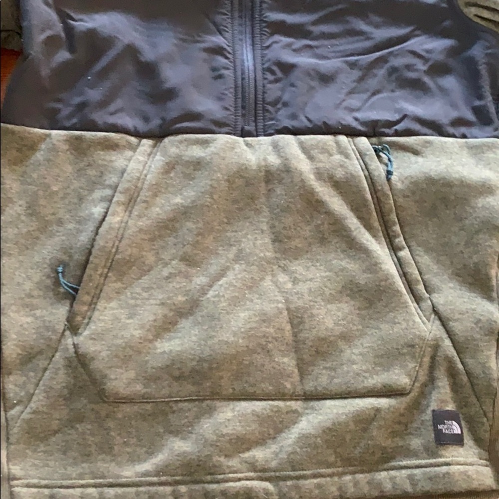 Sweatshirt - Picture 3 of 3